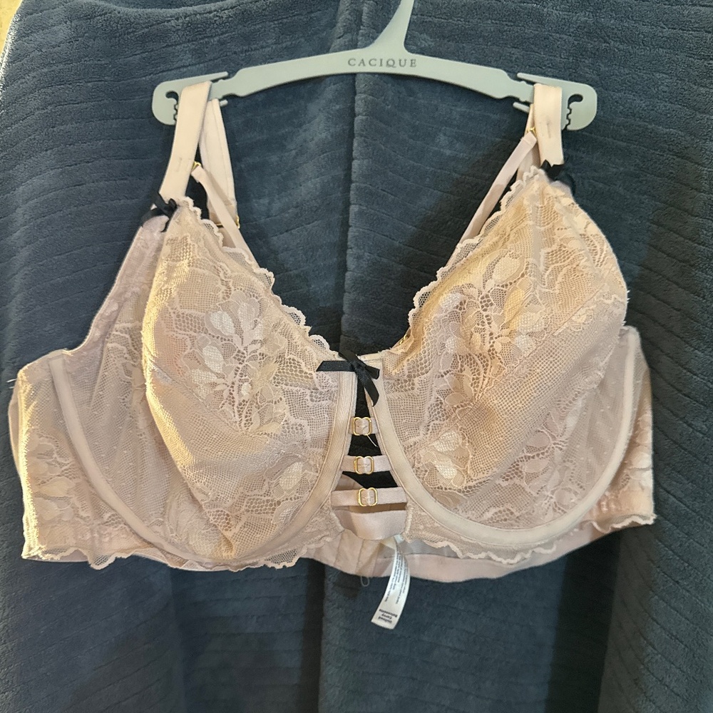 Cacique 48D